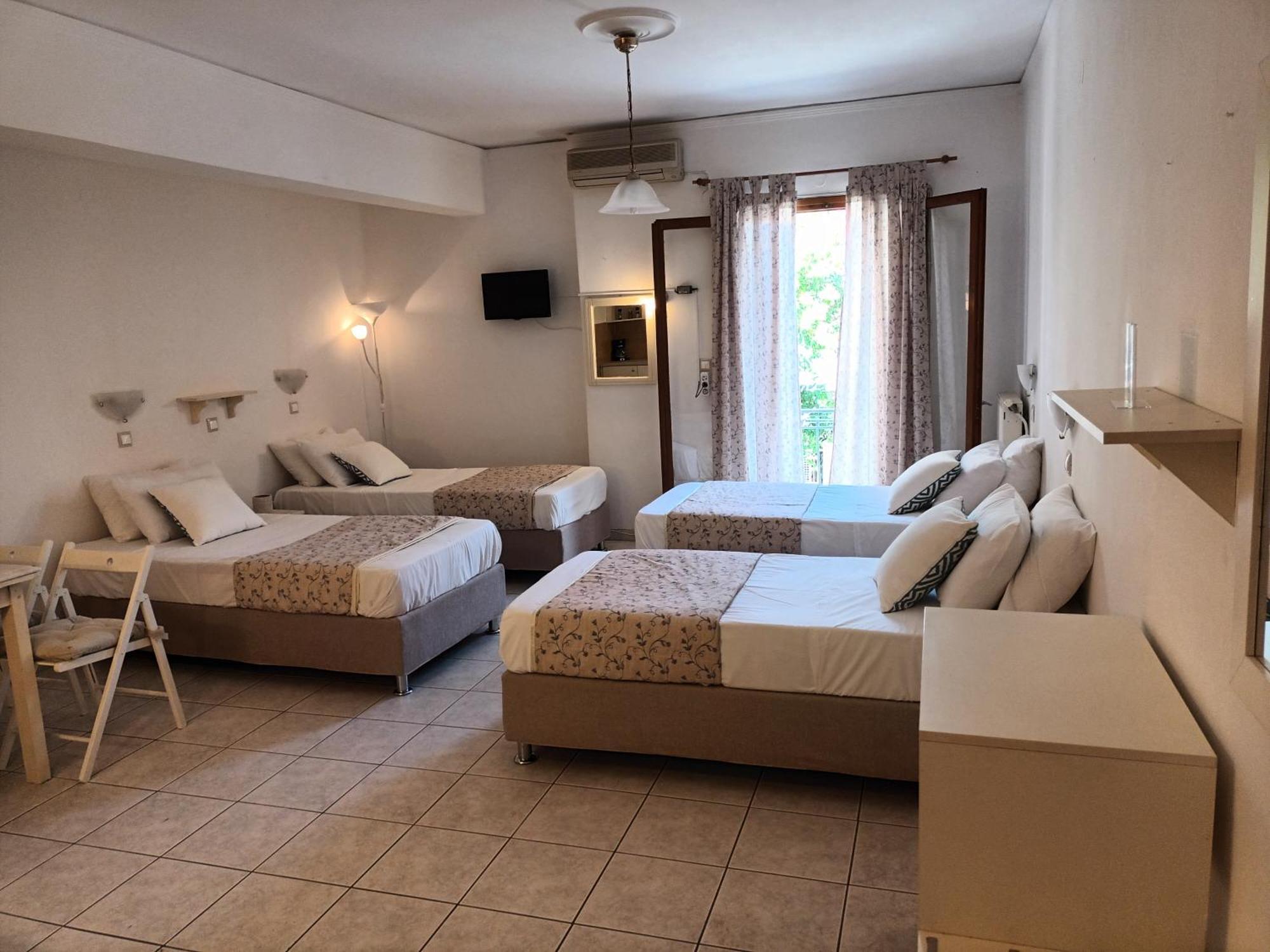 Argostoli Rooms ภายนอก รูปภาพ