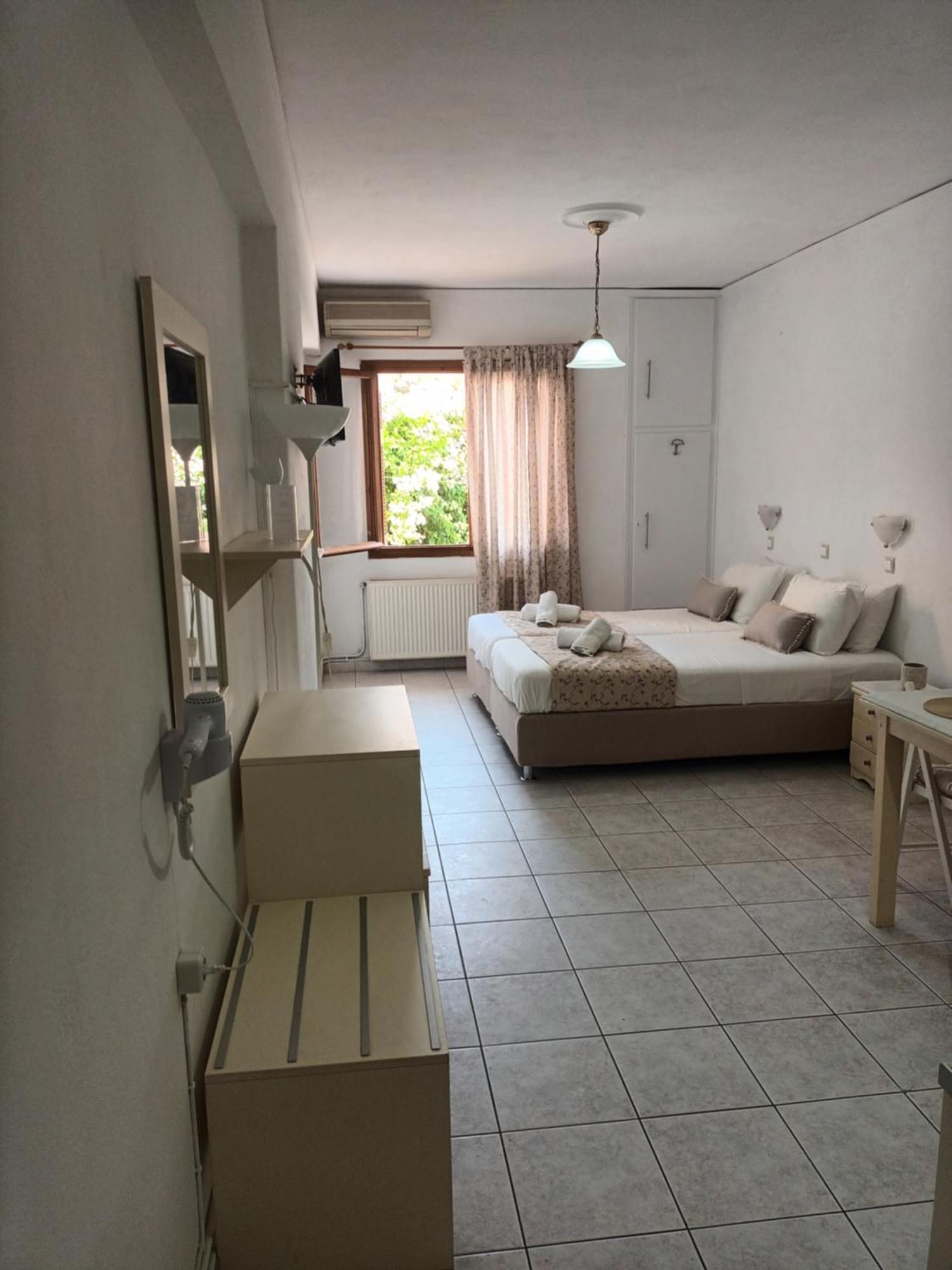 Argostoli Rooms ภายนอก รูปภาพ